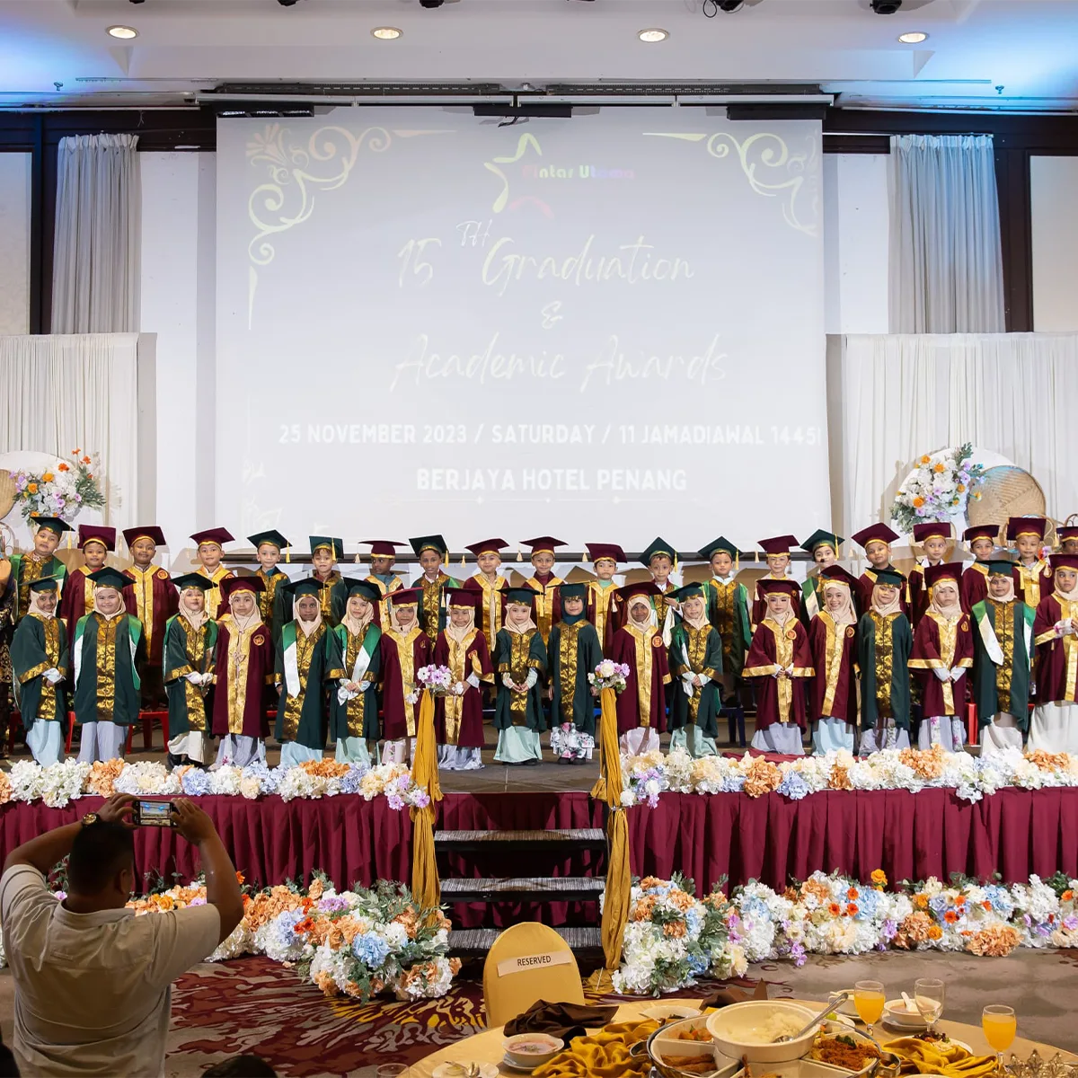 gambar Graduation 5